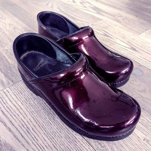 Dansko Professional Leather Clogs - Burgundy